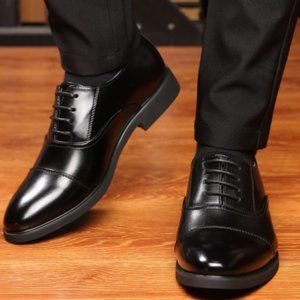 A good pair of sports and leisure